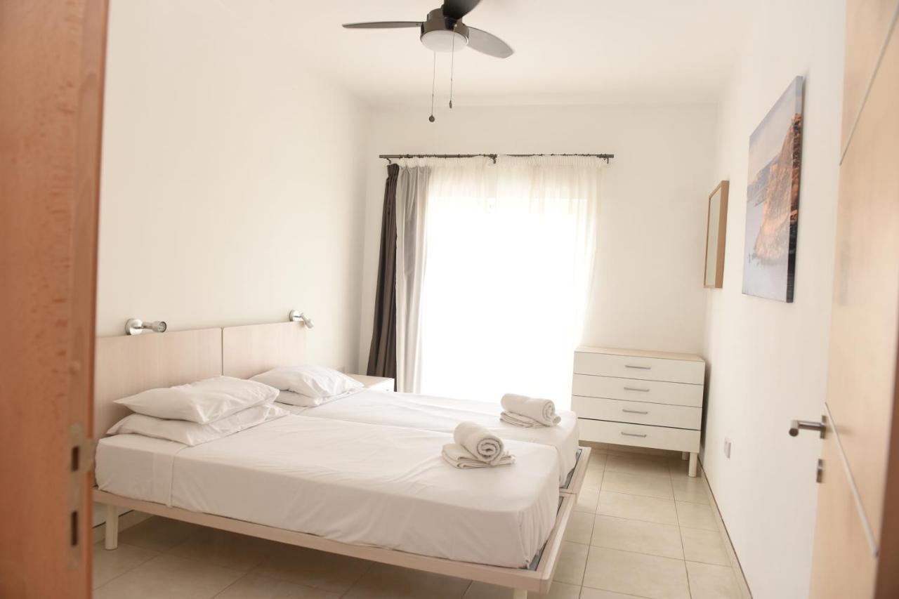 Hortensia 2 Bedroom Apartment เซนต์พอลส์เบย์ ภายนอก รูปภาพ